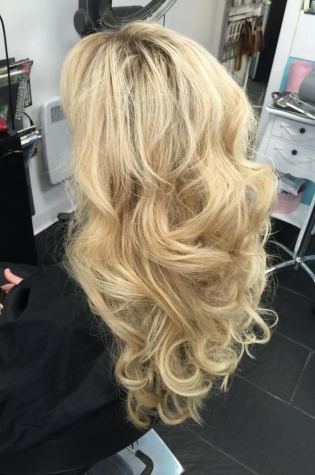 hair extensions in Paisley 4