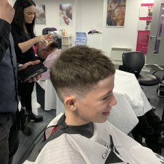 Mens-Barbers-Paisley